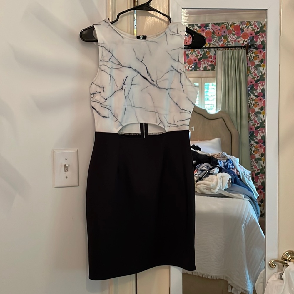 Small Eric and lani dress